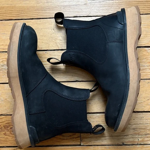 Sorel Women’s Hi Line Waterproof Chelsea Boots - Picture 2 of 9